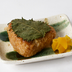 青唐辛子の焼きおにぎり/ガーリックバターの焼きおにぎり