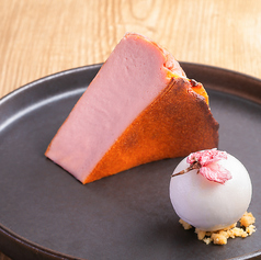 桜のバスクチーズケーキ