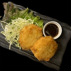 蟹身と蟹味噌のクリームコロッケ　2ケ