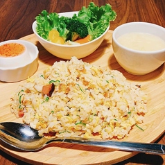 ランチ限定プレートチャーハン&ドリンク付き