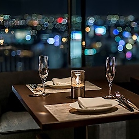 The Living Room with SKY BAR 三井ガーデンホテル名古屋プレミア18F