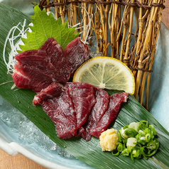 【熊本】上赤身馬肉 馬刺し