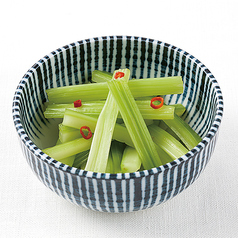 お店で漬けたセロリ漬け