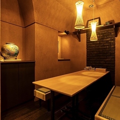 4名様から最大8名様までご利用可能です〇