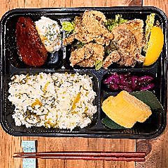 昭和食堂特製の唐揚げ弁当