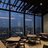 当店では、貸切のご利用も承っております。心温まる手作り料理や多彩なドリンクを楽しみながら、思い出に残る素敵な時間をお過ごしください。