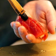 忙しい昼も旨い一貫。手軽な本格鮨ランチ