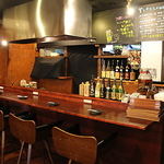 お一人様でのご来店も大歓迎♪利用しやすいカウンターを完備しております。お気軽にご来店ください★