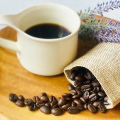 こだわりの挽き立てコーヒー