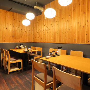 餃子居酒屋 おかんの餃子 西荻窪店の雰囲気1