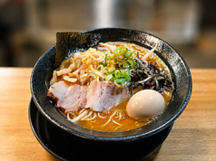 とん辛・味玉ラーメン