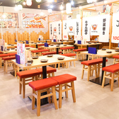 串とメシにはサケキタル 神戸三宮店の雰囲気2