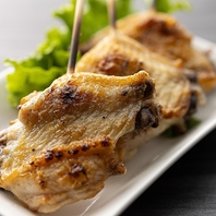 焼鳥だけじゃない！お酒が進む揚げ物や一品料理も充実◎