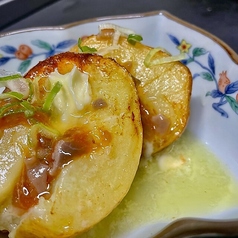 じゃがバター酒盗のせ