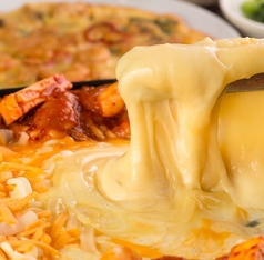 【チーズダッカルビ】とろ〜りアツアツの濃厚チーズの写真