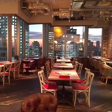 シンガポールシーフードリパブリック 大丸梅田の雰囲気1