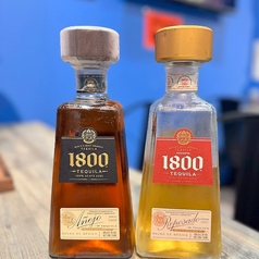 クエルボ　1800　レポサド　ショット