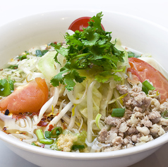 トマトチャンノーイ麺~クィッティアオ・トマト・チャーン・ノーイ~