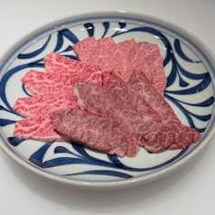 素材選びから焼き方まで細部にこだわった焼肉の魅力