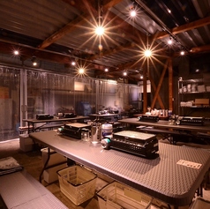牡蠣ひよっこ商店の牡蠣小屋の雰囲気3