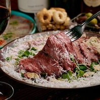 自慢の食材やチーズを使った本格イタリアンをワインと