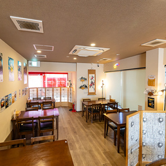 明洞食堂 みのおキューズモール店の雰囲気1