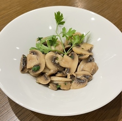champinon al ajillo マッシュルームのアヒージョ風