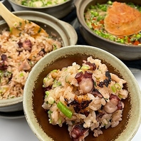 名物の土鍋ご飯は来店必食！種類も豊富