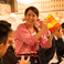 【JR五井駅から徒歩3分!】中洲の屋台を完全再現。のれんをくぐると昔懐かしい温かい空間が広がります。祭囃子をBGMに、活気あふれるスタッフが作り出す熱気の渦が魅力です。仕事帰りにサクっと一杯・大人数でのご宴会・デート・二次会・歓送迎会・記念日など、様々なシーンでご利用いただけます。