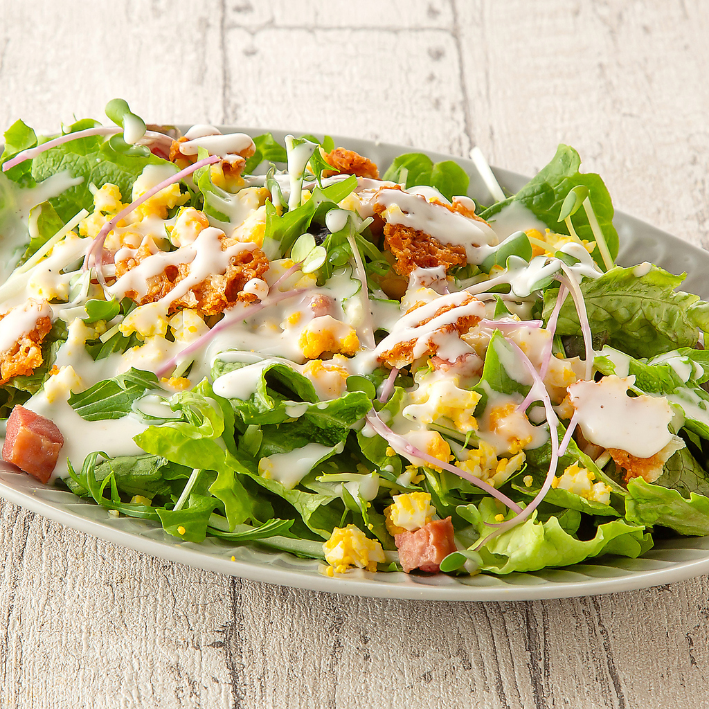 野菜がたっぷり！サラダメニューも豊富にございます