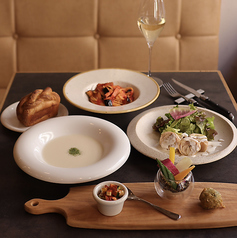 肉イタリアン×自然派ワイン　AMBERのコース写真