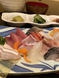 北海道の旬の魚を使用した刺身定食が美味しい！