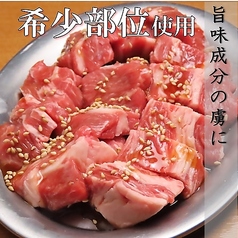 希少部位使用の生ラム肉の他にも逸品メニューが勢ぞろい