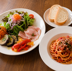 FOREVER CAFE&OYSTER BAR フォーエバーカフェ&オイスターバーのおすすめランチ1
