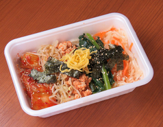 キムチ　ピビンバ丼