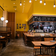 ビストロソングラムシャルボン Bistro CentGrammes Charbonの雰囲気1