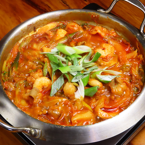 新宿歌舞伎町の韓国料理店★本場の元祖ナッコプセ登場♪