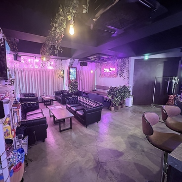 Shisha Cafe Bar PukuPuku プクプク 梅田店の雰囲気1