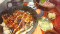 料理メニュー写真 【1日限定20食】石焼き温玉まぶし（上）、アライ付