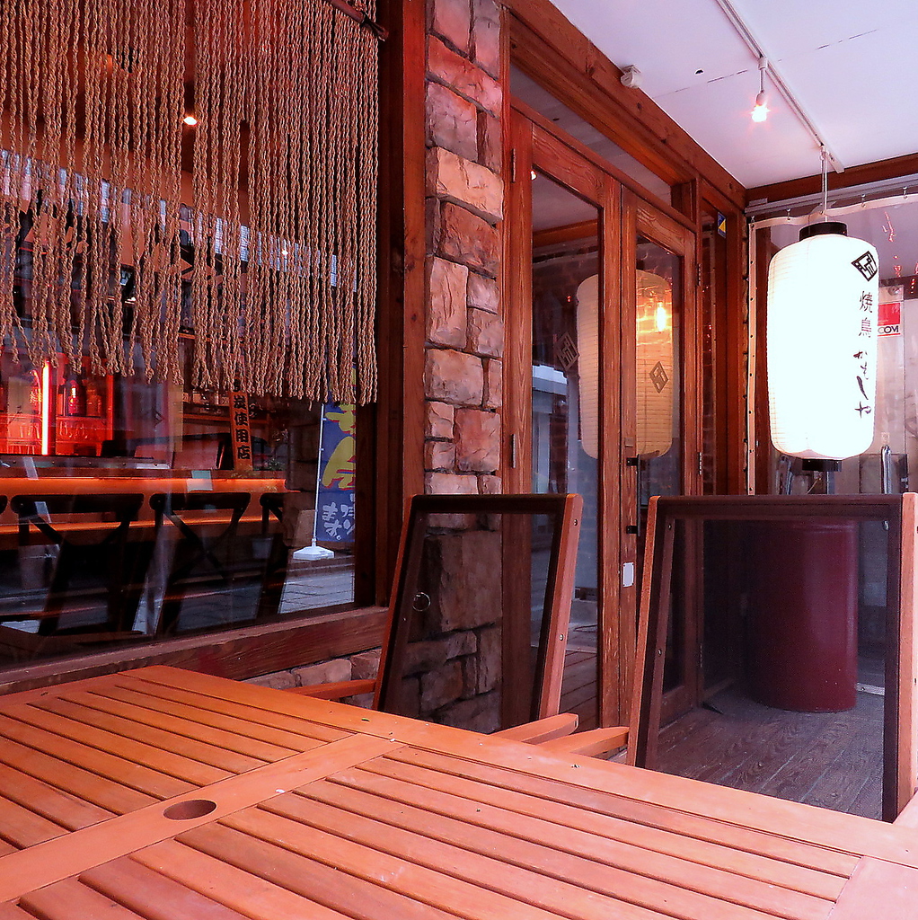 立川駅南口徒歩2分と好立地ながら、大人の隠れ家として大人気の完全個室も2部屋ご用意。