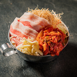 枝豆ガーリックなどもんじゃ焼以外の鉄板焼きもご用意ございます！