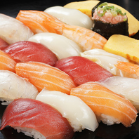 刺身や寿司など、食べ放題！料理に合うドリンクも豊富◎
