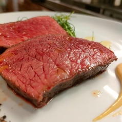 ビストロソングラムシャルボン Bistro CentGrammes Charbonの特集写真