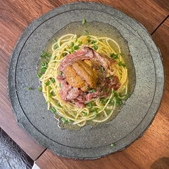 炙り和牛と雲丹のペペロンチーノ