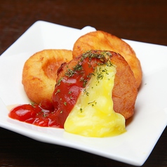 カマンベールチーズ入りポテトもち/明太子チーズ入りポテトもち