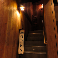 BAR 屋根裏の雰囲気1