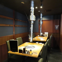 目の前で焼肉をじっくりと味わいながら、お仕事帰りなど、気軽に立ち寄って美味しいお肉を堪能してみてください。