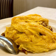 ランチで大人気「とろとろ卵チャーハン」