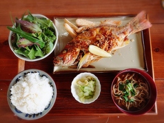 沖縄そばと地魚料理　上原そばのおすすめ料理2
