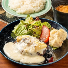 ランチ始めました◎人気のハンバーグランチ!